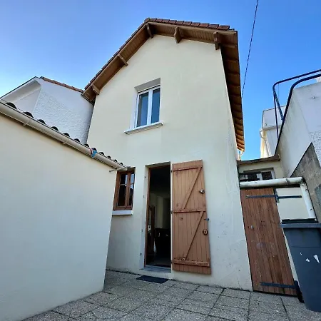 Maison Front De By Interhome Saint-Michel-Chef-Chef